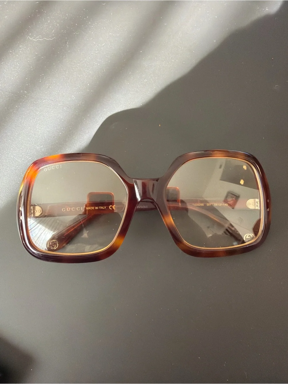 Gucci Oversized Square Tortoise Frame Glasses - GG0625S